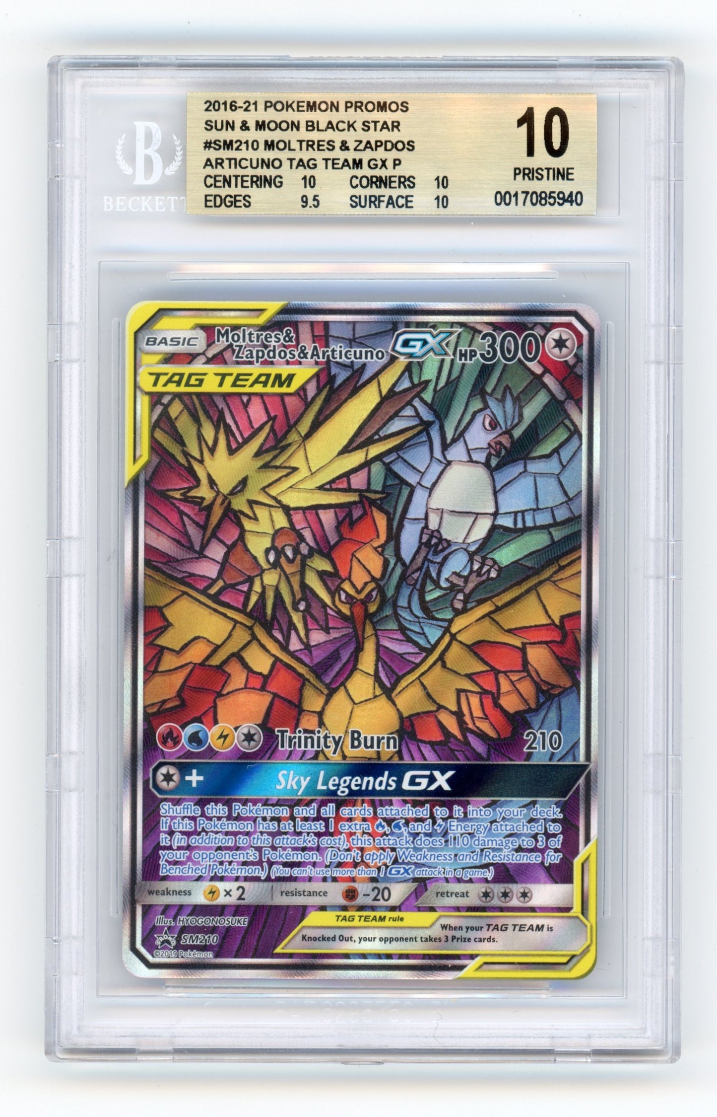 Moltres & Zapdos & Articuno - #SM210 BGS 10 Pristine - Pokémon: Sun & Moon Promo